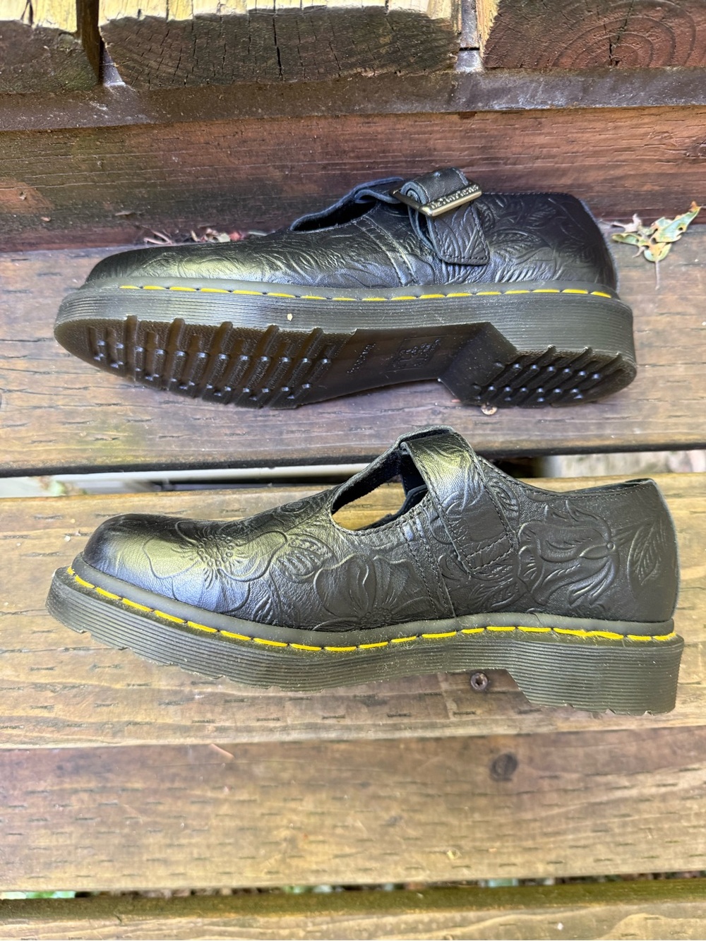 Dr. Martens Polley Floral Emboss T-strap Mary Jane UK7 US9 EUC discontinued - Picture 5 of 9
